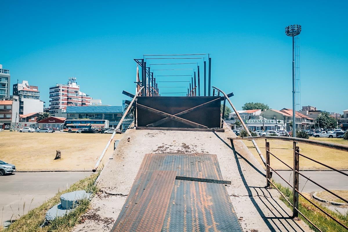 El arreglo de los puentes de Mogotes: Primero la publicidad, después el peatón PUENTES-PUNTA-MOGOTES-199