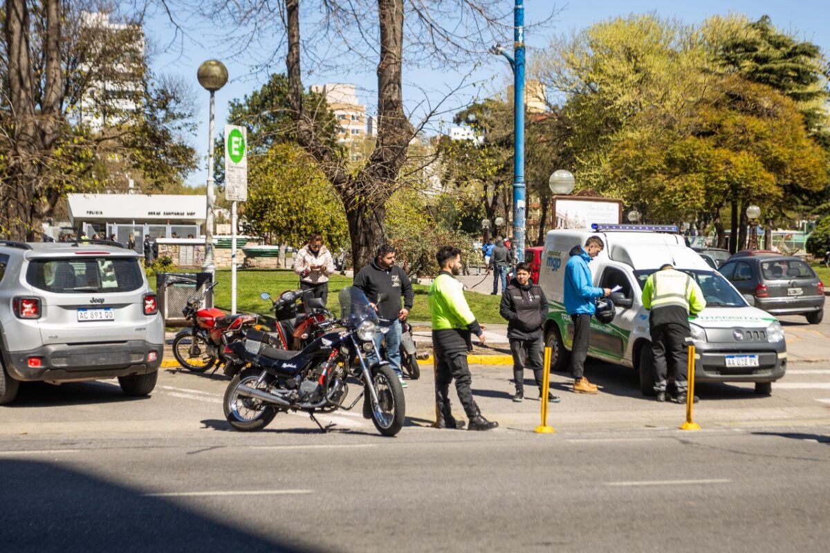 Operativo de Seguridad en Mar del Plata: 170 motos secuestradas, 68 infracciones a cuidacoches y 4 detenidos con pedido de captura 65321b91-8e5a-4b19-b8e2-32db60aa0114
