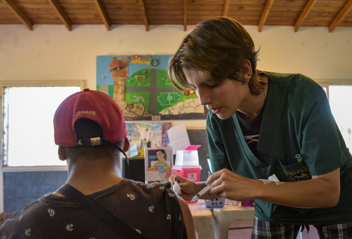 Salud en tu Barrio llega al CIC La Herradura y al Playón de la Iglesia Catedral con controles médicos, talleres y atención veterinaria salud