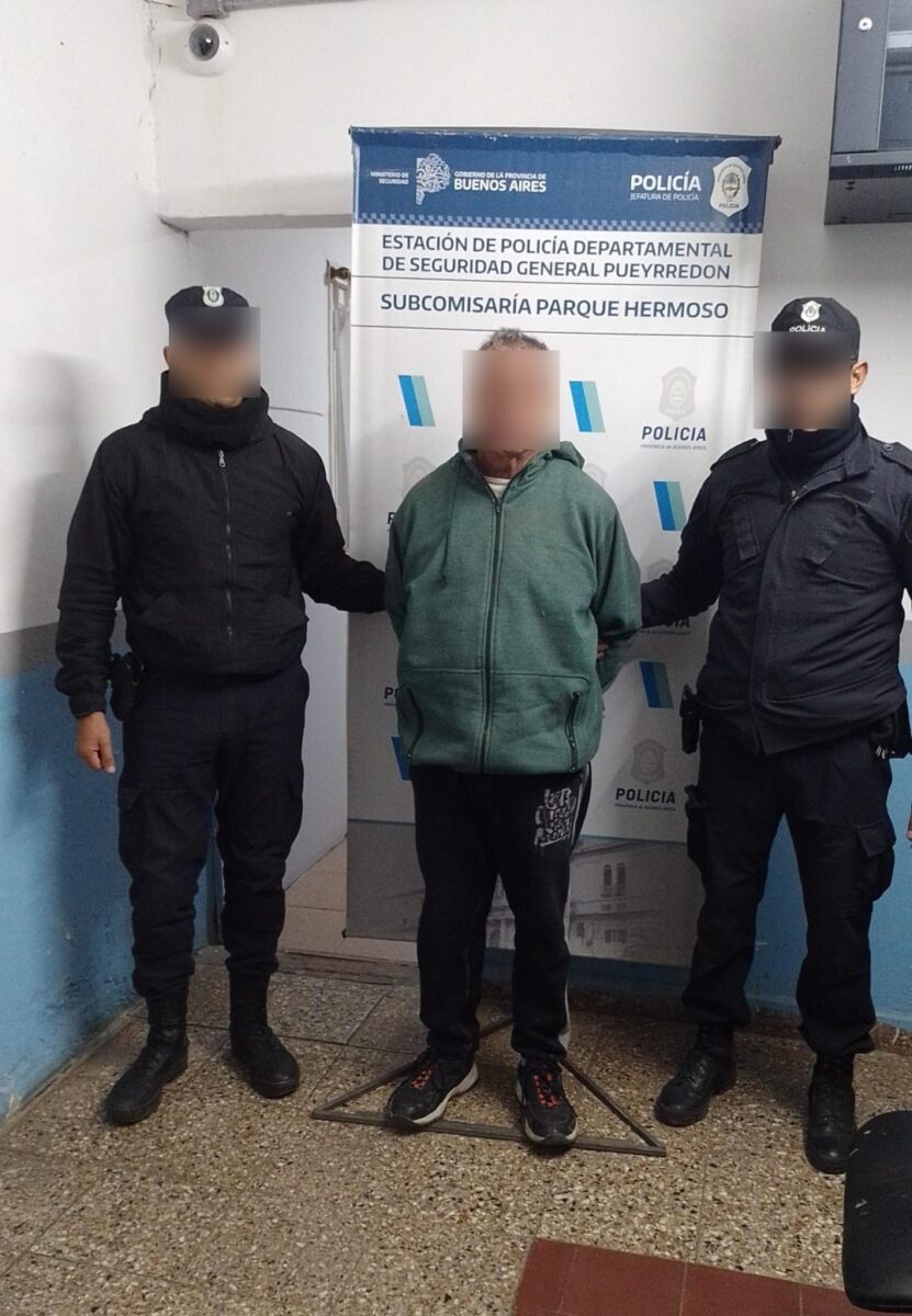 Un hombre fue detenido en Parque Palermo por resistencia a la autoridad y desobediencia: declaró haber consumido psicofármacos WhatsApp Image 2025-05-21 at 19.07.20