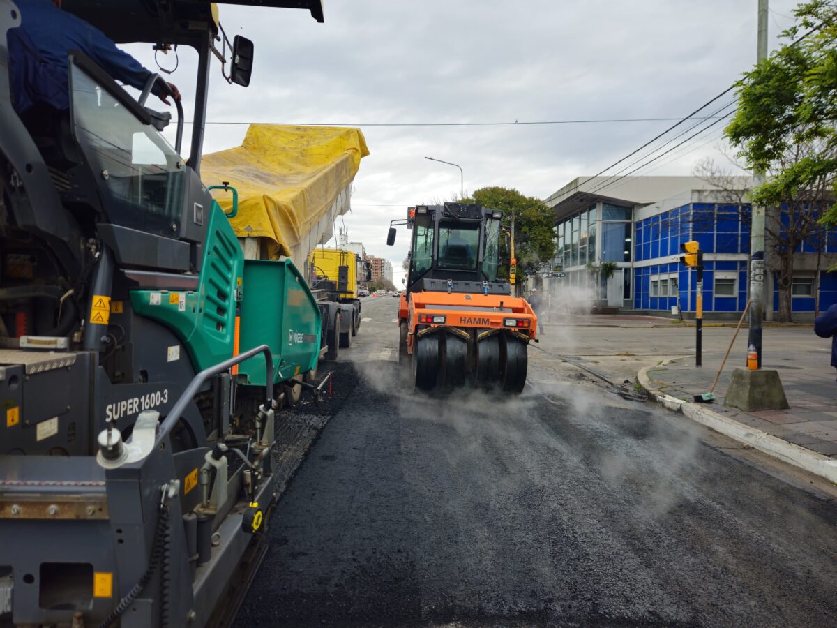Más de 65.000 metros cuadrados de bacheo: el Municipio lanza un ambicioso plan de obras viales WhatsApp Image 2025-05-22 at 10.04.05