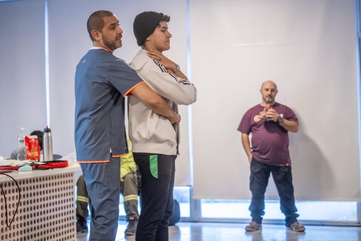 Aprendé a salvar vidas: este viernes hay curso gratuito de RCP en el CEMA WhatsApp Image 2025-06-25 at 08.57.09