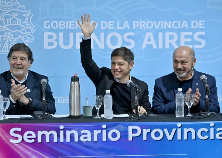 ENSENADA | Kicillof encabezó el primer seminario provincial sobre Centros Socioeducativos y Comunitarios _SGE6761~3