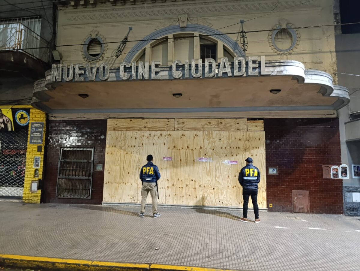 Rescataron a seis mujeres trans víctimas de trata en un cine para adultos de Ciudadela WhatsApp Image 2025-07-07 at 11.56.24 (1)
