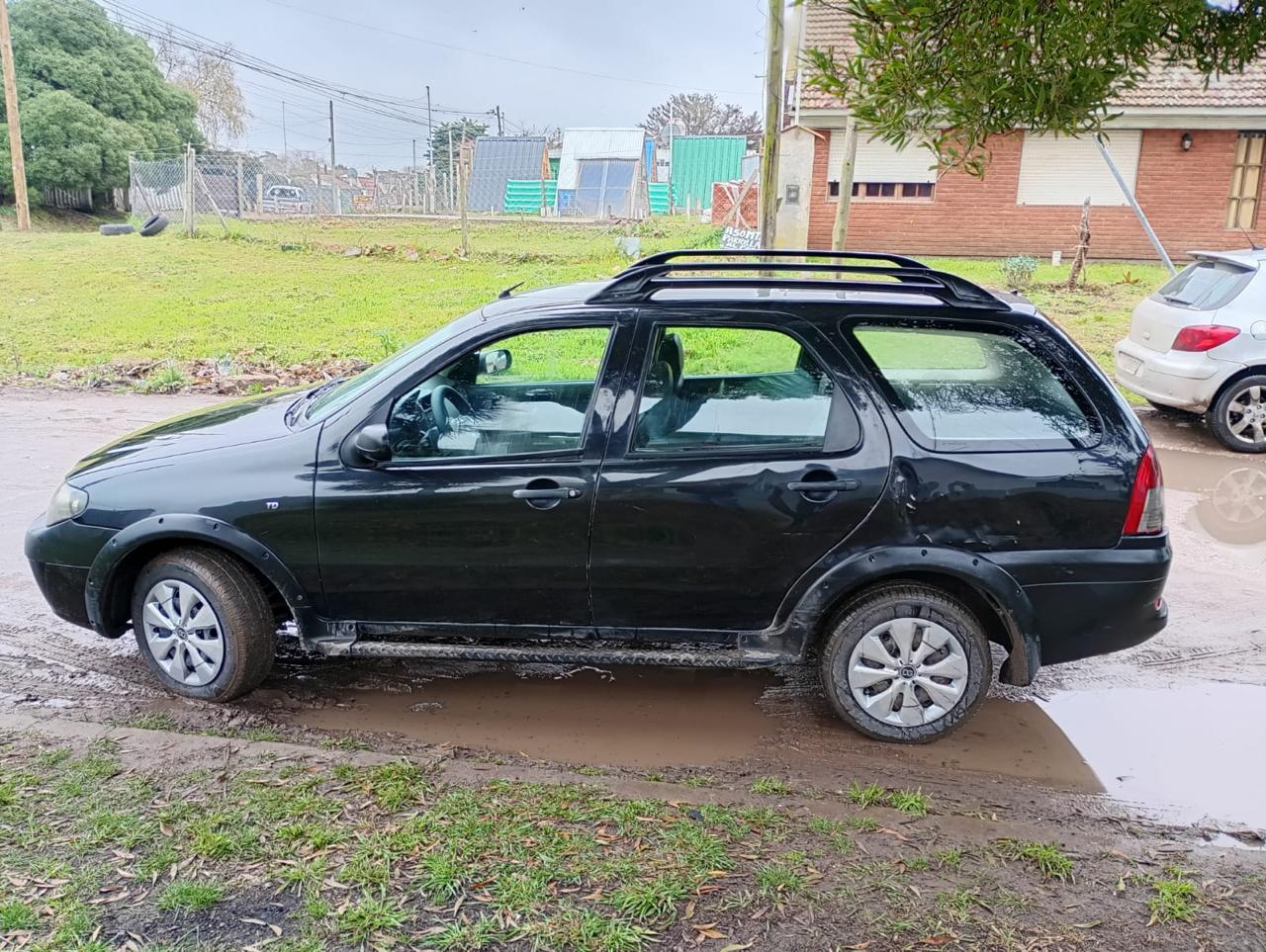 Intentó robar un auto con un inhibidor y fue reducido por vecinos en plena avenida Alió WhatsApp Image 2025-07-10 at 18.04.03
