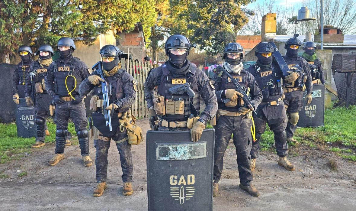Amenazas con arma de fuego en Batán: tres jóvenes aprehendidos tras operativo policial WhatsApp Image 2025-07-17 at 17.50.02
