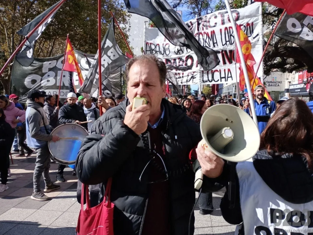 Alejandro Martínez en Radio 10 Mar del Plata: “Montenegro abandona la ciudad en medio de una crisis brutal” alejandro martinez