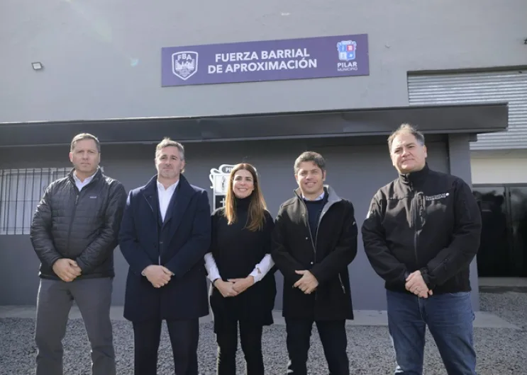 Pilar: Kicillof inauguró una base de la Fuerza Barrial de Aproximación y entregó nuevos patrulleros axel pilar