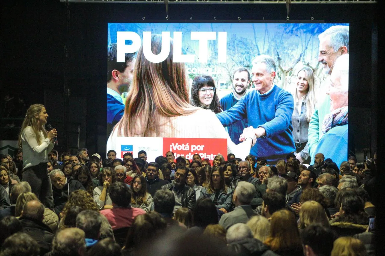 Acción Marplatense reunió a 2.000 vecinos en Once Unidos y Pulti llamó a votar por Mar del Plata IMG-20250830-WA0040