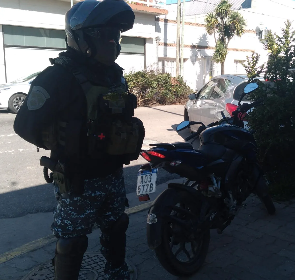 Cayó un menor en moto robada tras una persecución policial en el centro de Mar del Plata WhatsApp Image 2025-08-27 at 17.27.00