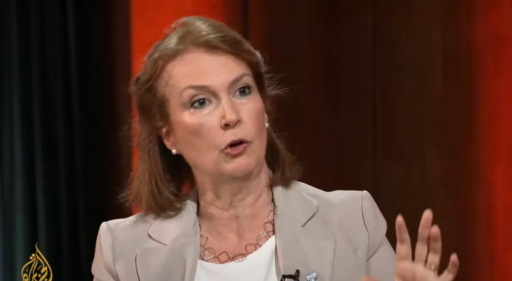 Diana Mondino criticó a Milei y el escándalo del memecoin $LIBRA: “O no es muy inteligente o es corrupto” mondino