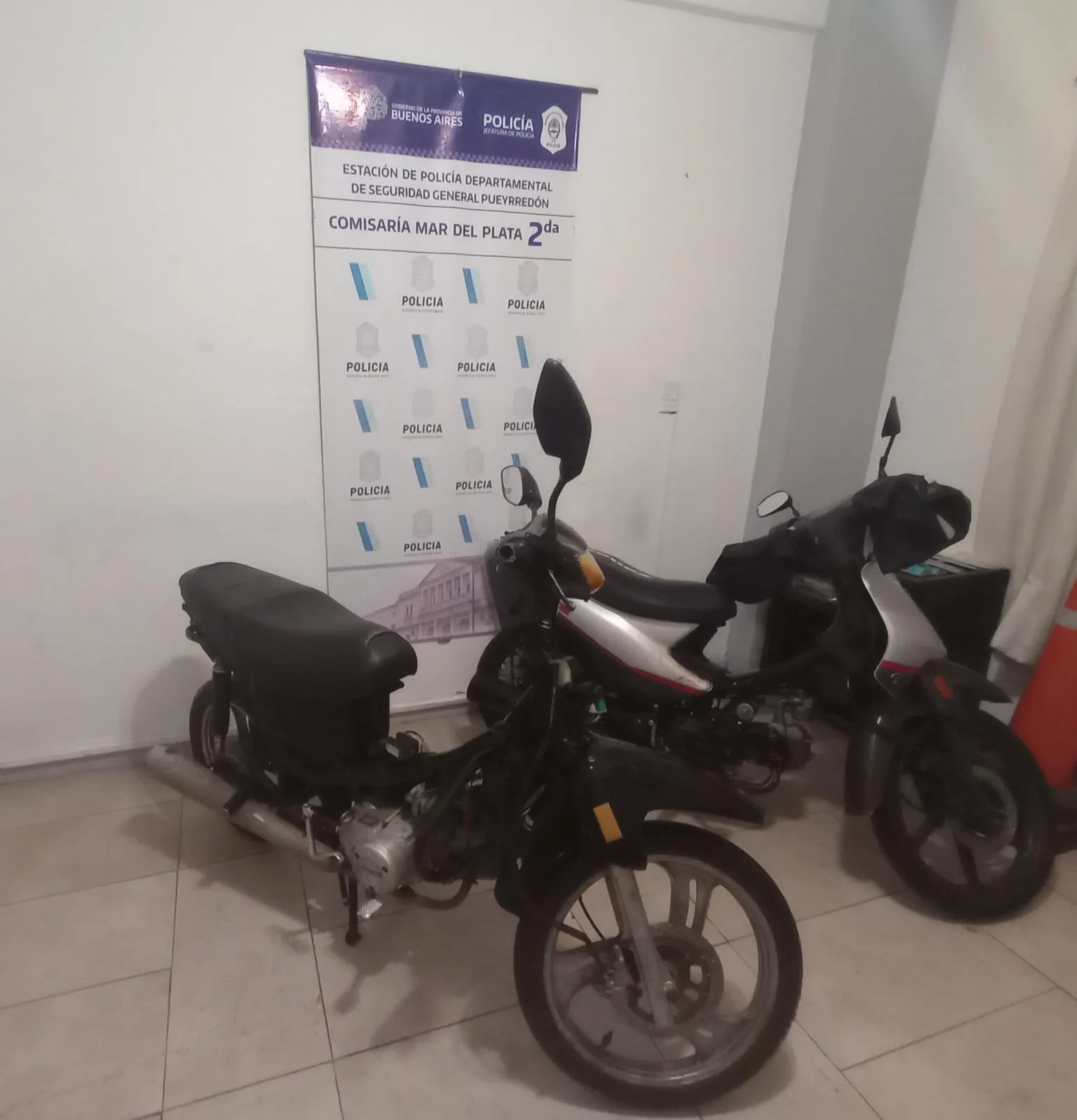 Lo detuvieron en el centro cuando llevaba una moto robada de tiro WhatsApp Image 2025-09-01 at 09.06.54