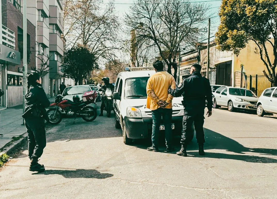 ¡590 denuncias y 18 detenidos en octubre! La Municipalidad endurece la lucha contra los trapitos en Mar del Plata a6d4587e-3bc3-4cff-8426-2ac154709c4a