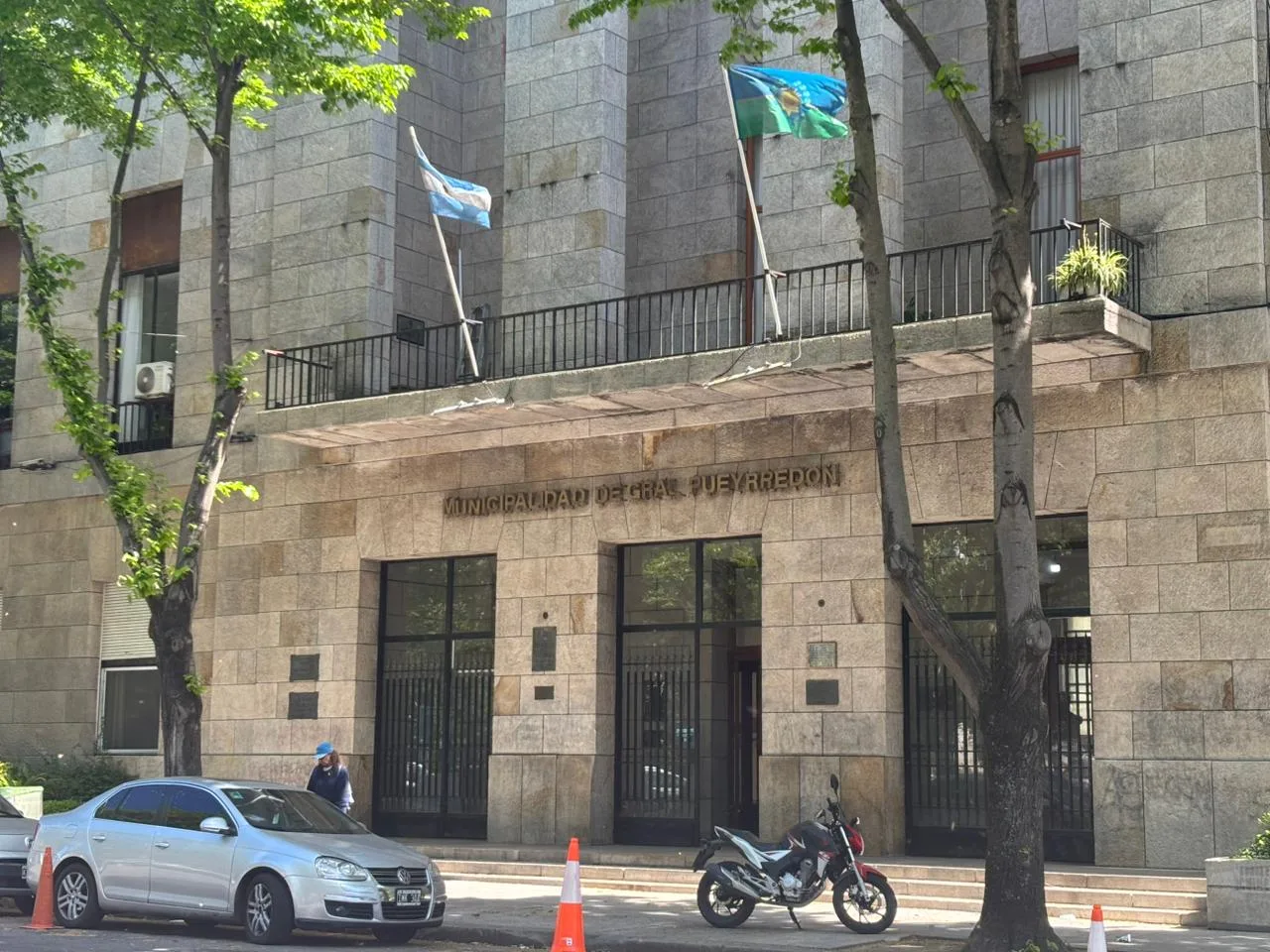 Feriado del 8 de diciembre: cómo funcionarán los servicios esenciales en Mar del Plata WhatsApp Image 2025-10-20 at 11.48.24 (1)
