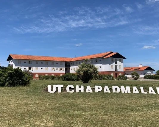 Presentan un proyecto para recuperar la Unidad Turística Chapadmalal con un modelo de gestión estatal y cooperativa