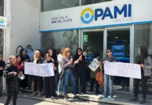 “Perdimos un 60% del poder adquisitivo y nos ofrecen menos del 3%”: trabajadores de PAMI en pie de reclamo