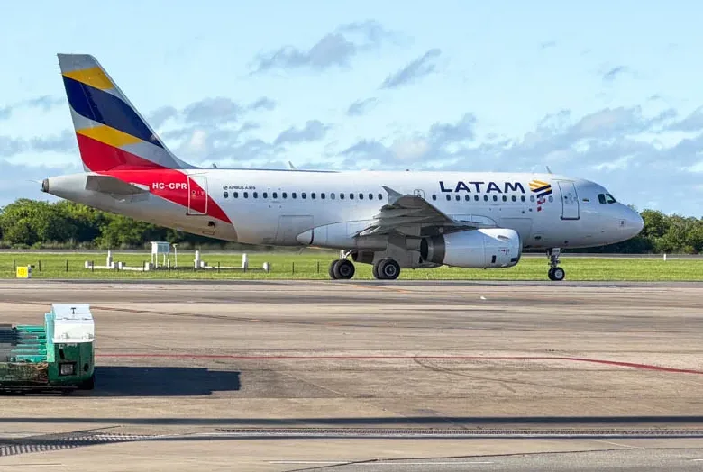 El Gobierno autorizó a LATAM Perú a operar 15 nuevas rutas y sumar conexiones desde Argentina hacia EE.UU. y el Caribe latam