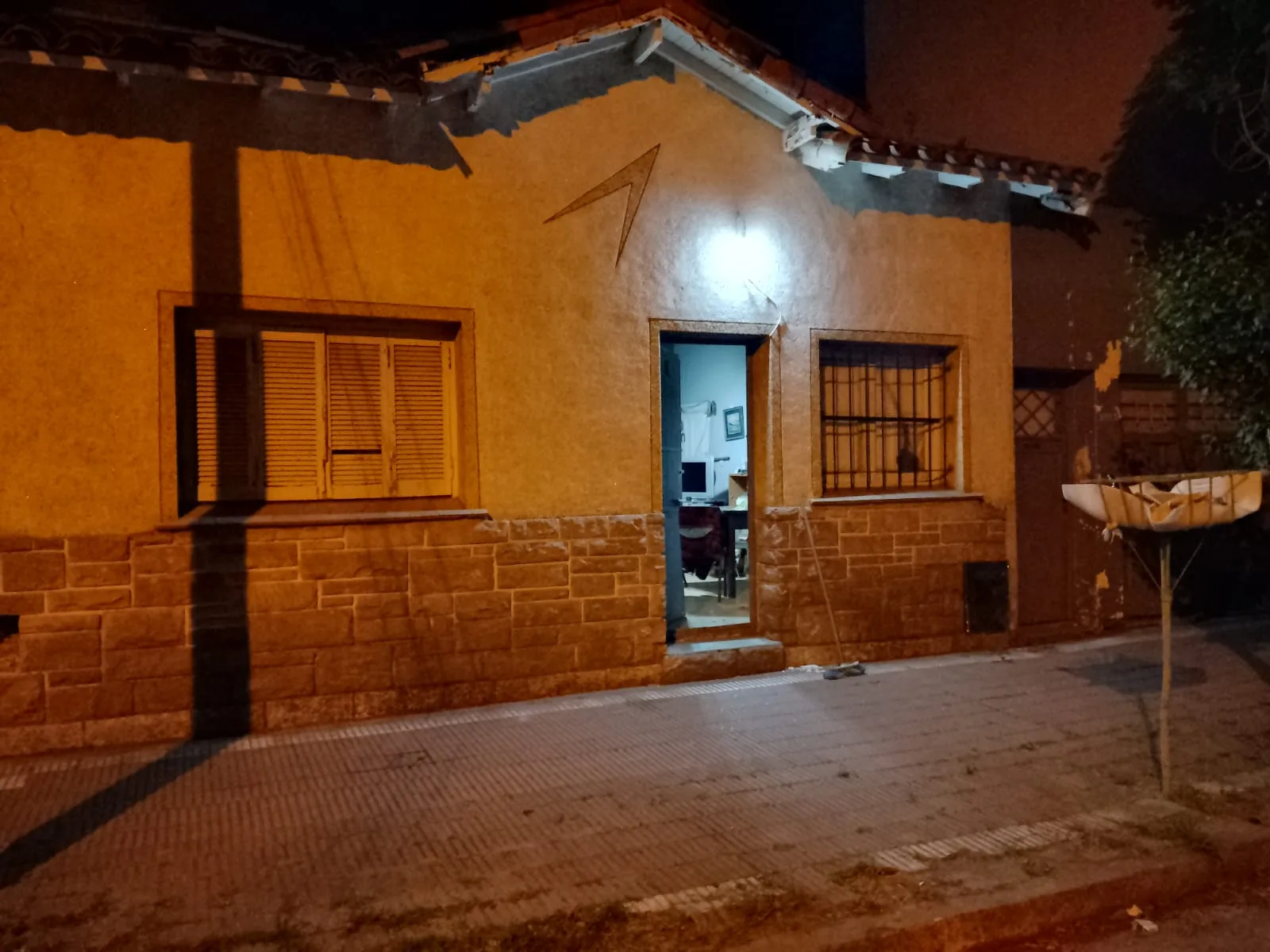 Intentó robar en una vivienda de Mar del Plata y fue detenido por la policía WhatsApp Image 2025-11-11 at 08.56.26 (1)