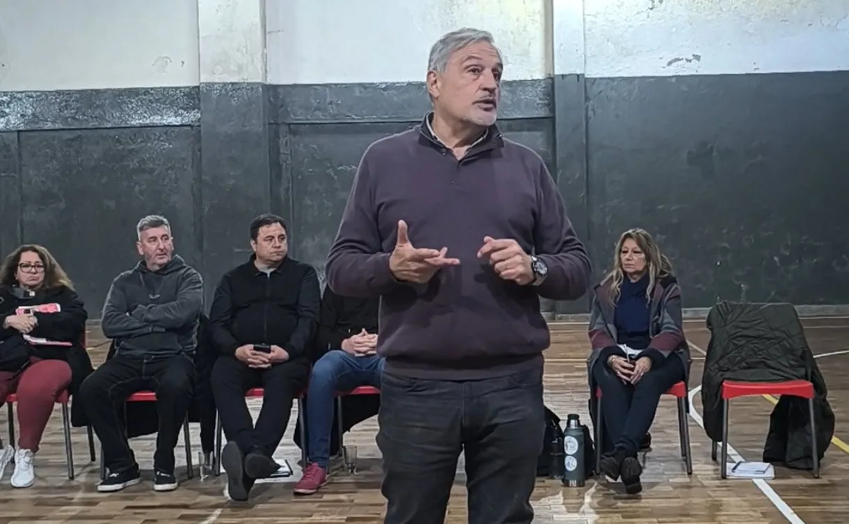 “No va a haber problema en implementar un operativo de esta magnitud”: Calamante confirmó en Radio 10 los controles semanales a apps calamante