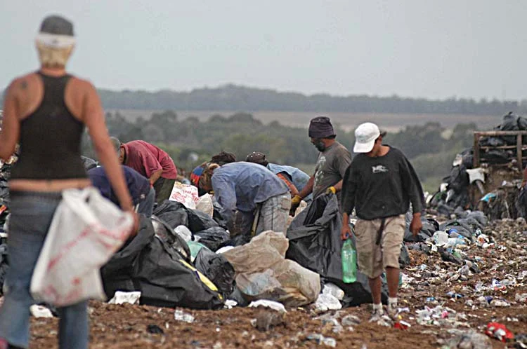 Vulcano advirtió sobre el abandono de las periferias y reclamó políticas públicas integrales 298177