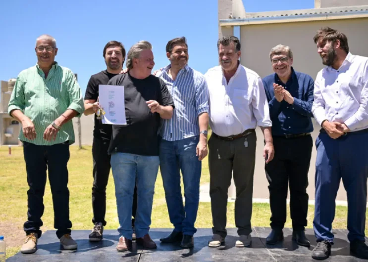 Bragado: 70 familias accedieron a su vivienda propia con obras impulsadas por la Provincia Las casas cuentan con desagüe cloacal y redes de electricidad, agua y gas.