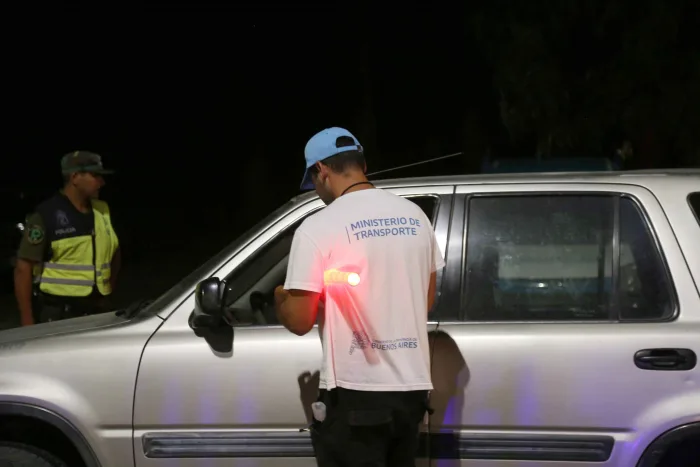 Alcohol cero y mano dura: Transporte refuerza controles en las rutas bonaerenses Alcohol Cero, cinturón y celular- el Ministerio de Transporte endurece controles en rutas bonaerenses (1)