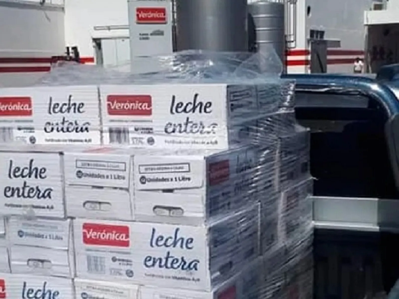 Lácteos Verónica profundiza su crisis: plantas paralizadas, sueldos impagos y sin leche para producir veronica_lacteos