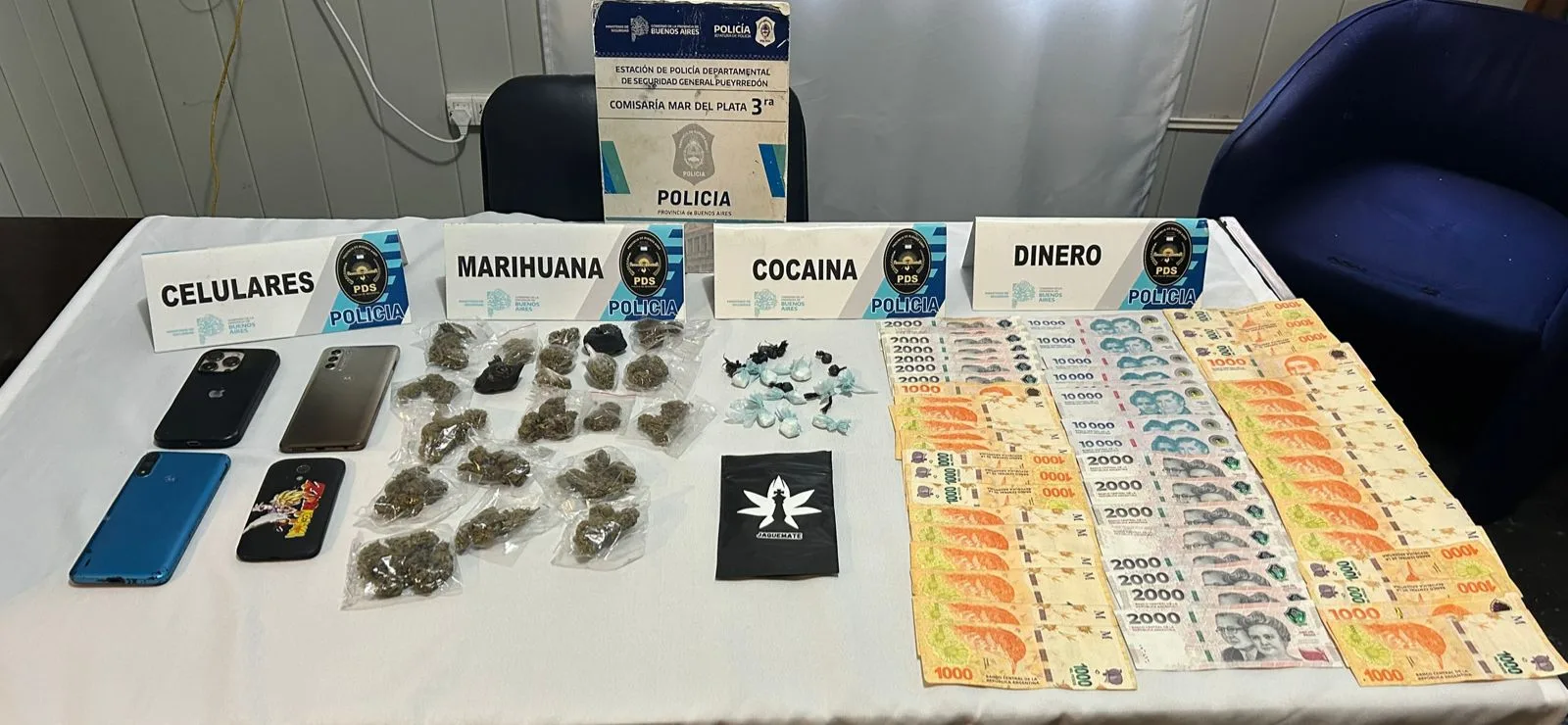 Prefectura sorprendió a dos hombres con cocaína y marihuana listas para la venta en el sur de Mar del Plata WhatsApp Image 2025-12-04 at 09.39.31