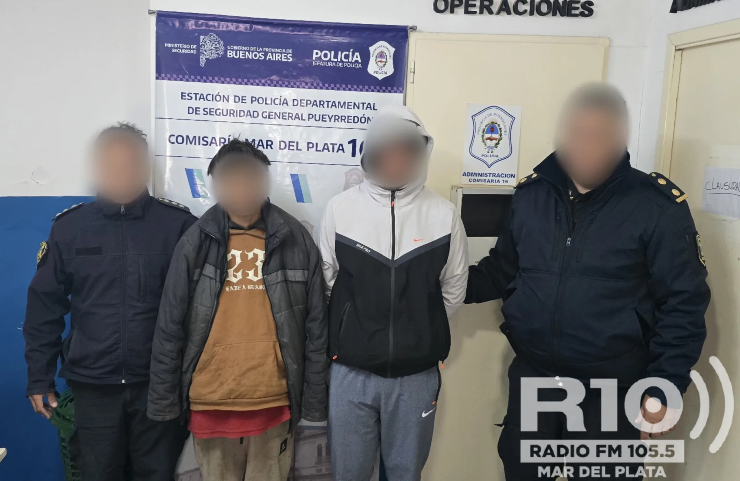 Dos hombres fueron aprehendidos por un violento robo a una vivienda Dos hombres fueron aprehendidos por un violento robo a una vivienda en el barrio Fortunato de la Plaza