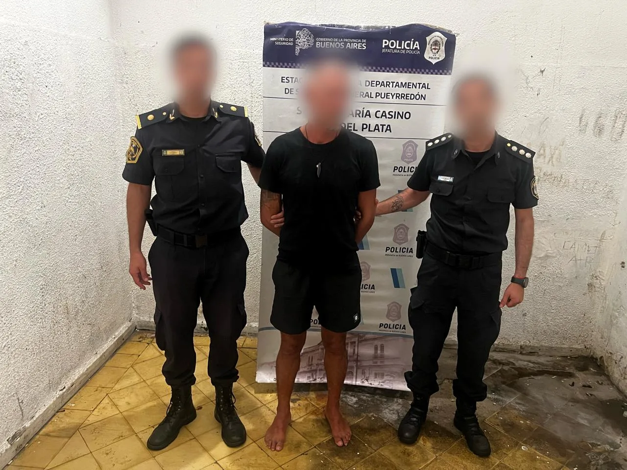 Un turista fue aprehendido tras agredir a una policía en el Bingo Mar de Mar del Plata Un turista fue aprehendido tras agredir a una policía en el Bingo Mar de Mar del Plata