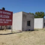 La Provincia finalizará 38 viviendas paralizadas por Nación en Marcos Paz La Provincia finalizará otras 38 casas paralizadas por Nación