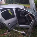Recuperaron un auto robado y miles de pesos en autopartes tras tres allanamientos