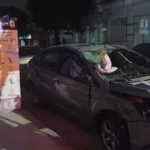Persecución, choque y tiroteo: atropelló a una joven mientras escapaba de la policía Persecución, choque y tiroteo en San José: atropelló a una joven mientras escapaba de la policía