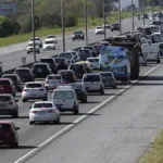 Una familia esperó más de diez horas una grúa en la Ruta 2 y la Justicia ordenó pagar $1,5 millones ruta-2