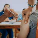 Mar del Plata inicia la campaña de vacunación antigripal para mayores de 65 y personal de salud Comienza la campaña de vacunación antigripal para el personal de salud y personas mayores de 65 años