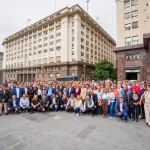 Katopodis e intendentes reclamaron que bajen la nafta y hagan las obras Katopodis e intendentes reclamaron que bajen la nafta y hagan las obras