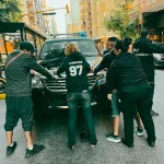 Escándalo en el centro: mujer terminó detenida tras resistirse a un control WhatsApp Image 2026-04-07 at 12.12.54