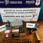 Cayeron con arma de guerra, chaleco policial robado y 170 balas WhatsApp Image 2026-04-10 at 10.31.10