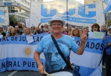 Jubilados convocan a un frazadaso en Mar del Plata: “Hay personas que eligen entre comer o comprar remedios”