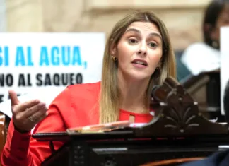 Marcela Pagano denuncia a Milei por no informar sobre presunto golpe y sobornos