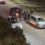 Lo empujaron en una discusión y terminó atropellado a la salida de los boliches de Playa Grande 65768