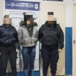 Una mujer fue detenida tras destrozar la reja de una casa e intentar entrar a robar en el barrio Pueyrredón WhatsApp Image 2026-06-03 at 08.26.07