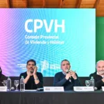 El Gobierno bonaerense relanzó el Consejo Provincial de Vivienda y Hábitat en Ensenada El Gobierno bonaerense relanzó el Consejo Provincial de Vivienda y Hábitat en Ensenada