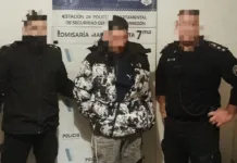 Rompió la reja de una casa para robarse una moto y lo atraparon