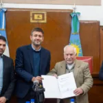 Reconocieron a Luis Ventura por su histórica trayectoria en el hockey marplatense Reconocieron a Luis Ventura por su histórica trayectoria en el hockey marplatense