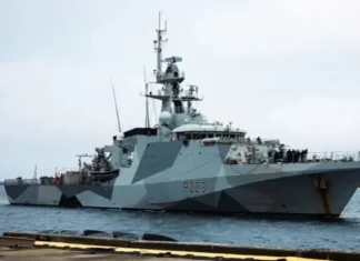 Denuncian una “provocación” británica tras el paso de un buque militar por el Mar Argentino