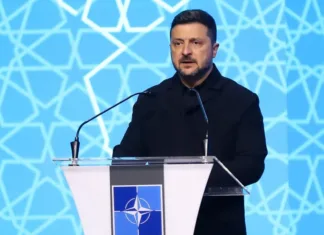 Zelensky pidió a la OTAN más sistemas de defensa aérea tras los intensos ataques rusos sobre Kiev