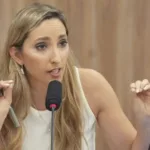 Julia Strada advirtió sobre el endeudamiento de las familias y cuestionó la reforma del Banco Central: “El estallido ya ocurre dentro de los hogares” Strada-julia-DEF--1024x576