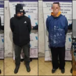 Tres aprehendidos tras realizar grafitis en columnas del Casino Central 653787