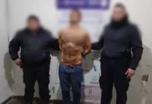 Entró a una oficina para robar, se escondió detrás de una puerta y terminó detenido